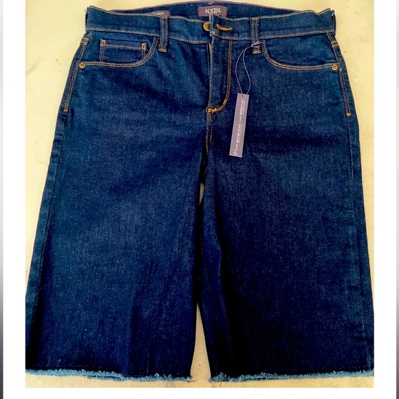 NYDJ  frayed bottom Bermuda shorts, Briella size 8 deep navy blue - Picture 1 of 3